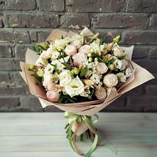 Букет цветов из:  Альстромерии, Розы и Хризантемы в Горноуральский