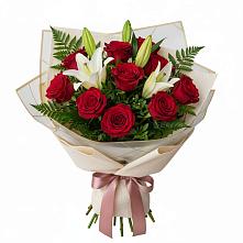 Букет цветов из:  Лилии и Розы в Горноуральский