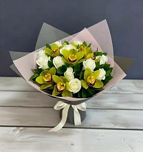 Букет цветов из:  Орхидеи и Розы в Горноуральский