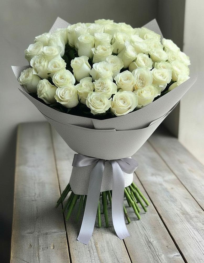 Букет 35 Белых роз в Горноуральский