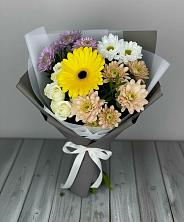 Букет цветов из:  Розы, Герберы и Хризантемы в Горноуральский