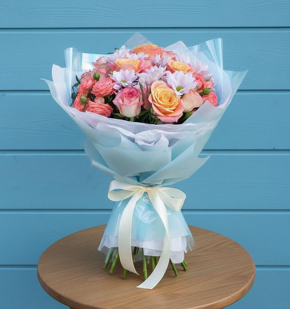 Букет цветов из: Хризантемы и Розы в Горноуральский