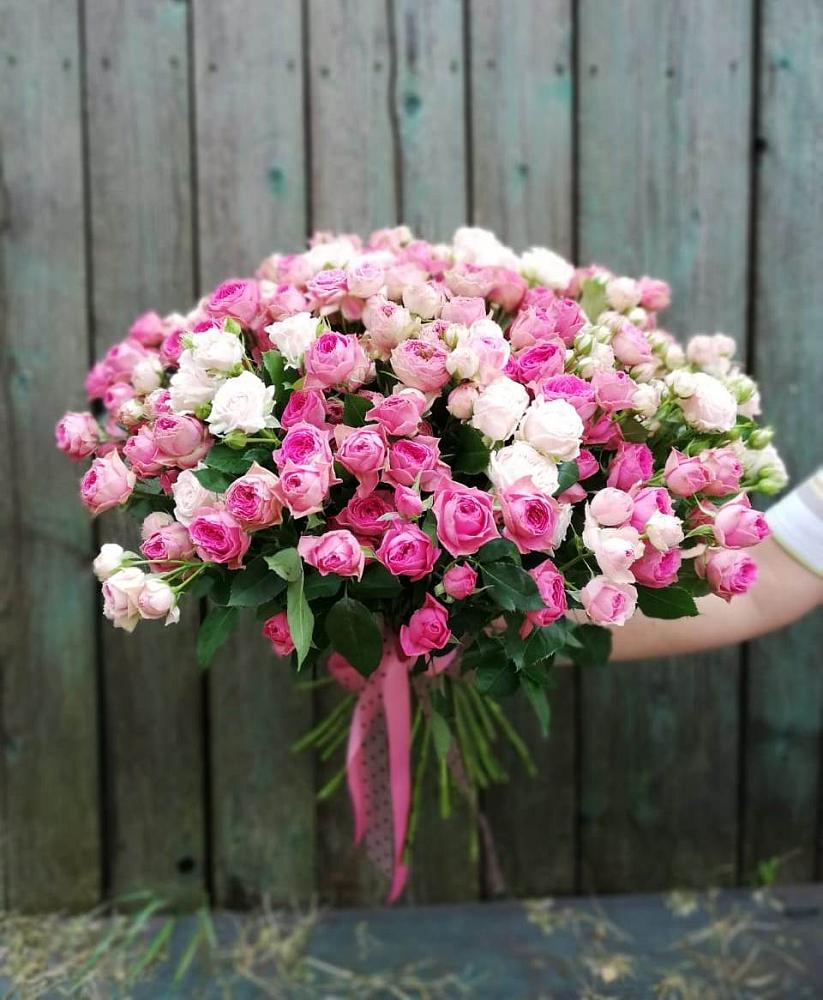 Букет Розовые кустовые розы Натали и Лав Лидия в Горноуральский