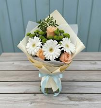 Букет цветов из:  Герберы, Розы и Хризантемы в Горноуральский