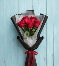 Букет цветов из:  Розы #REPLACE_PRED# Горноуральский