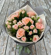 Букет цветов из:  Розы #REPLACE_PRED# Горноуральский