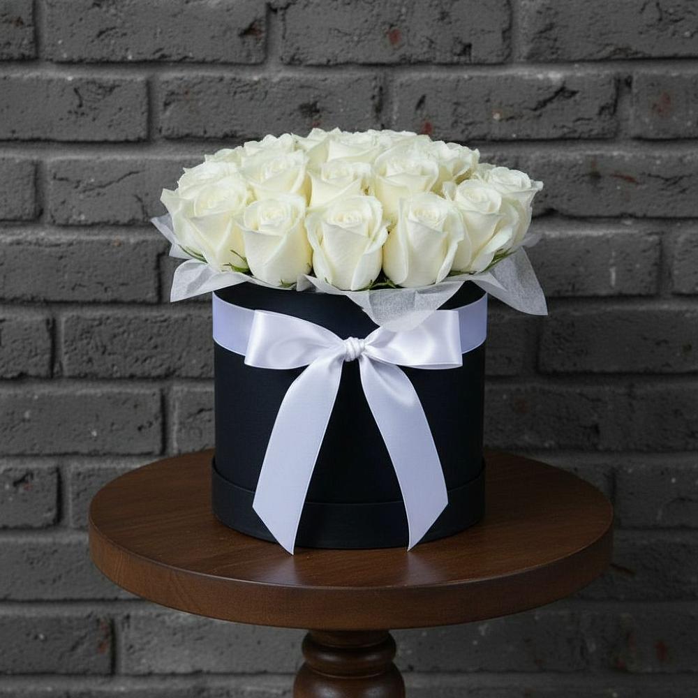 Цветочная композиция из Розы в шляпной коробке в Горноуральский