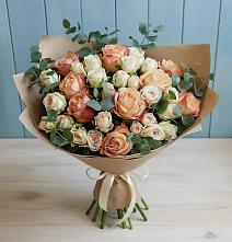 Букет цветов из:  Альстромерии и Розы в Горноуральский