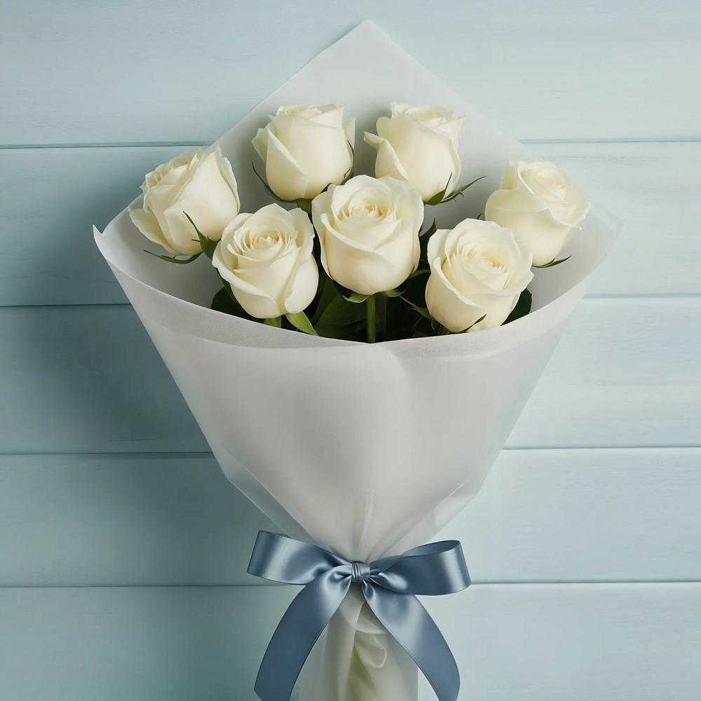 Букет 7 Белых роз Эдлесс Лав в Горноуральский