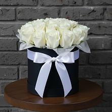 Цветочная композиция из Розы в шляпной коробке в Горноуральский